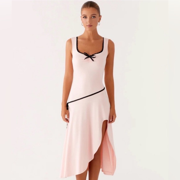 Peppermayo Dresses & Skirts - Peppermayo Darlene Midi Dress